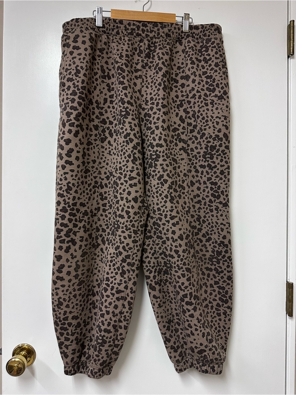 Leopard Print Jogger Pants - Brown